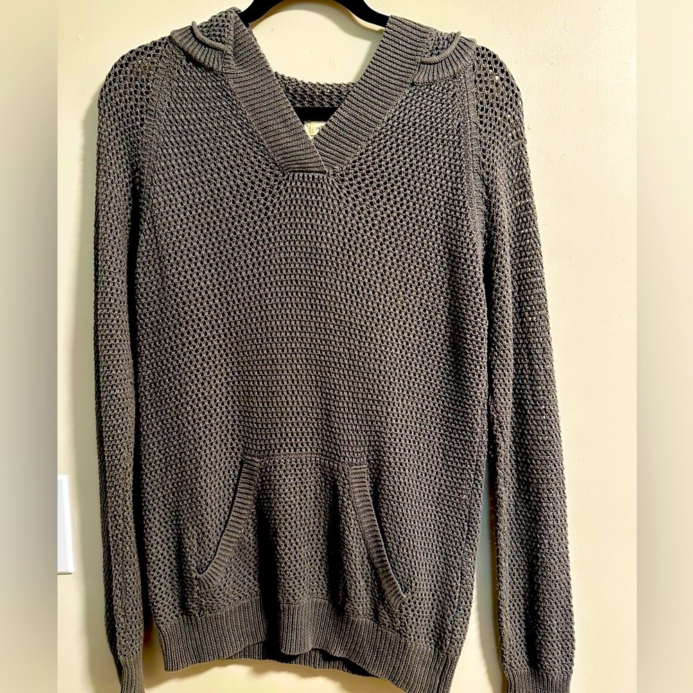 Knit hooded lightweight sweater